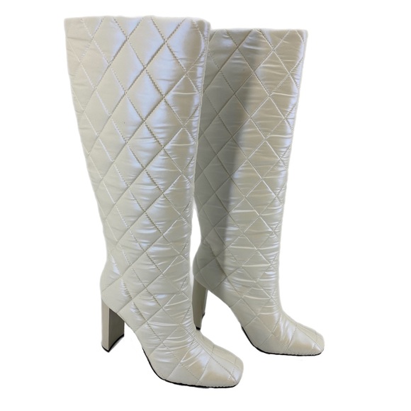 Aldo White Snowpuff Quilted Heeled Boots - Picture 2 of 10
